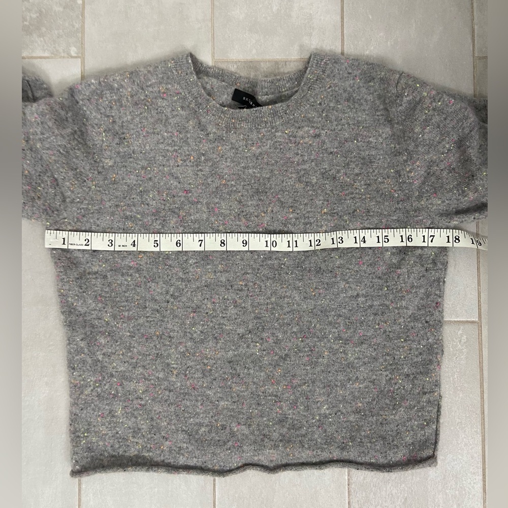 Skull Cashmere Gray Sweater with Pink Skull - Picture 6 of 7